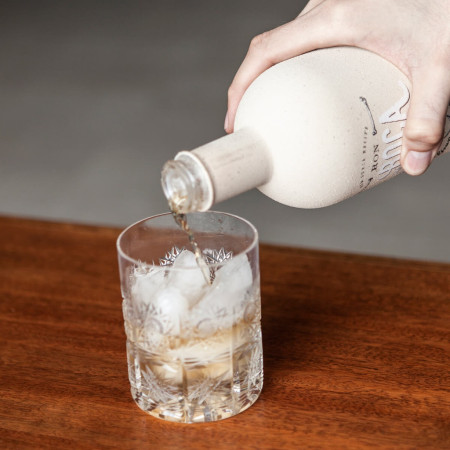 Botella Ron BOCA & WATERFALL Gran Añejo 70 cl