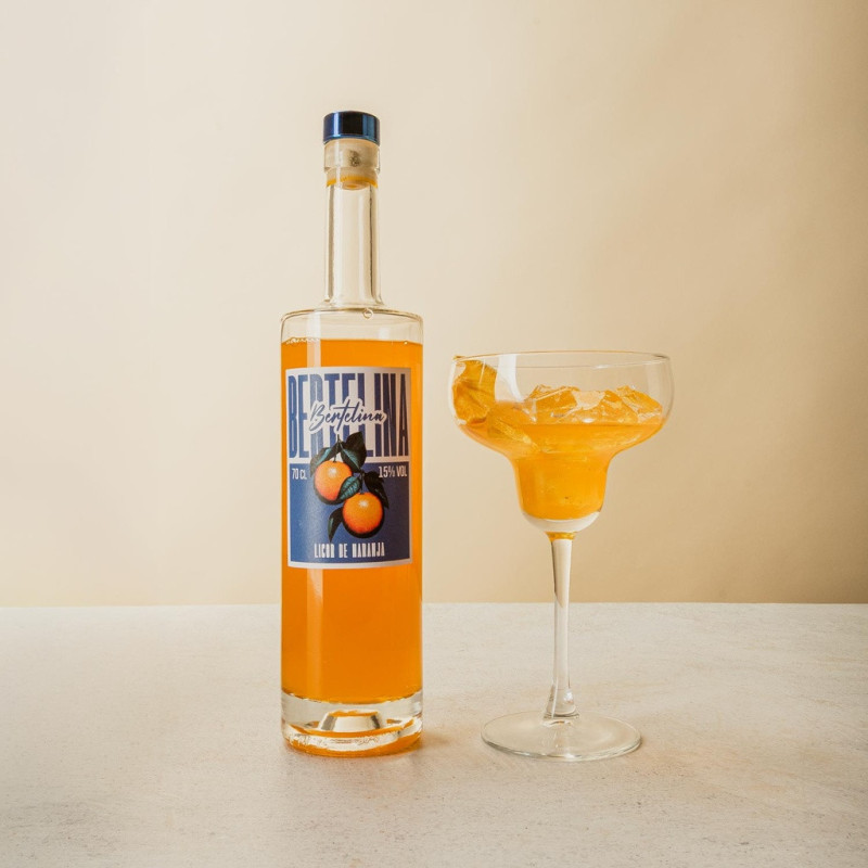 Botella Licor de Naranja BERTELINA 70 cl