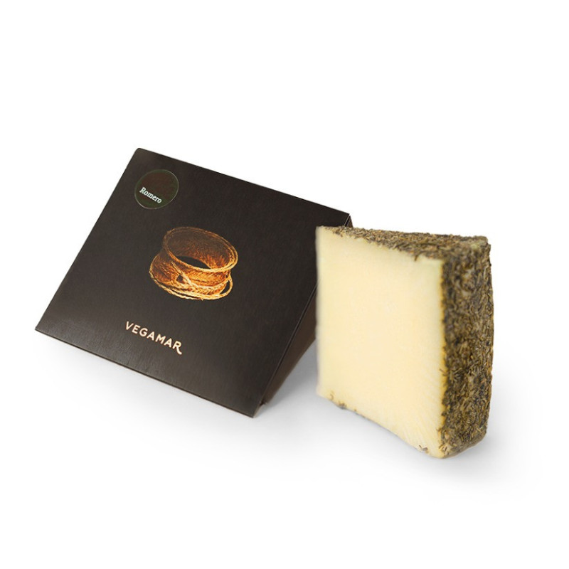 Cuña 200 g aprox. Queso 100% Oveja con Romero VEGAMAR Estuchado